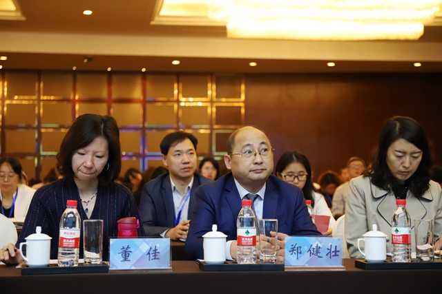 参加2018万礼豪程国际教学研讨会_副本.jpg